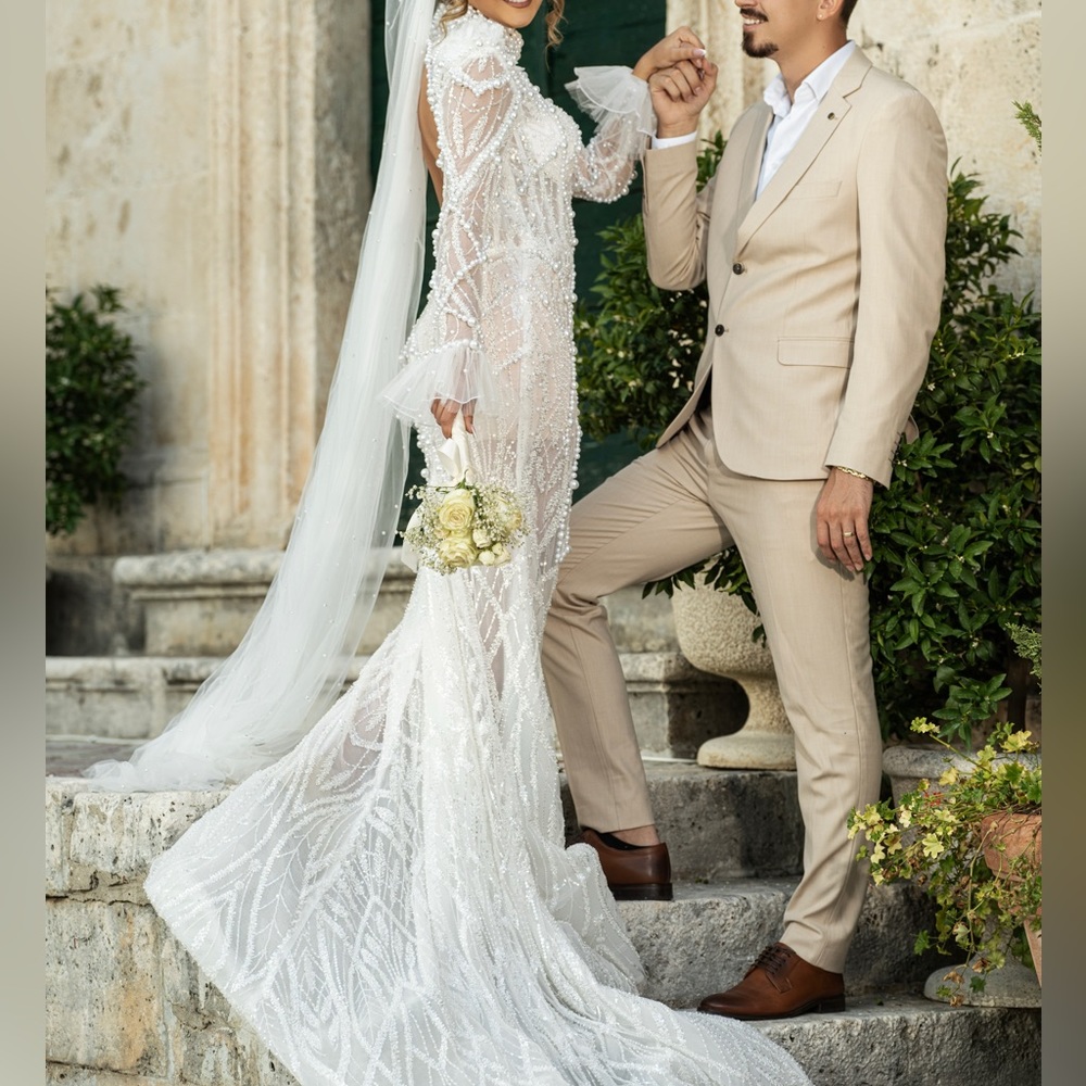 WALONE wedding gown